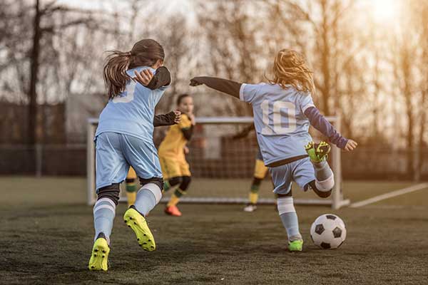 Conmociónes Cerebrales y fútbol para niñas